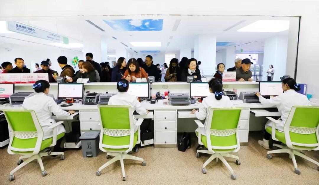 健康時報報道—寫在西安國際醫(yī)學中心醫(yī)院腫瘤免費篩查公益行動結(jié)束之際