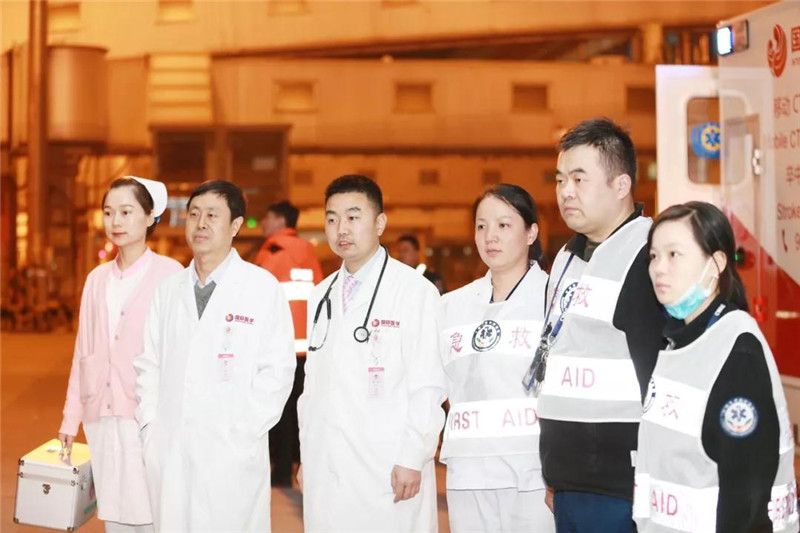 跨國救援，我們?cè)谖靼步幽丶?