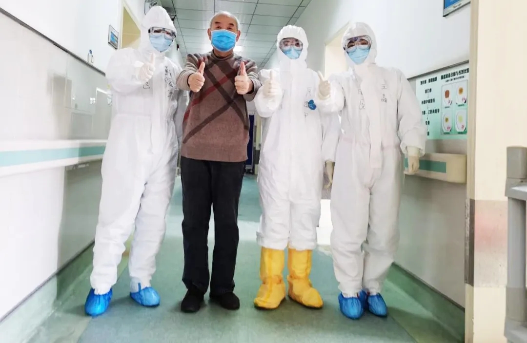 【戰(zhàn)“疫”人物】 堅(jiān)定?信心?在線(xiàn)——記西安國(guó)際醫(yī)學(xué)中心醫(yī)院胸科醫(yī)院廖建軍