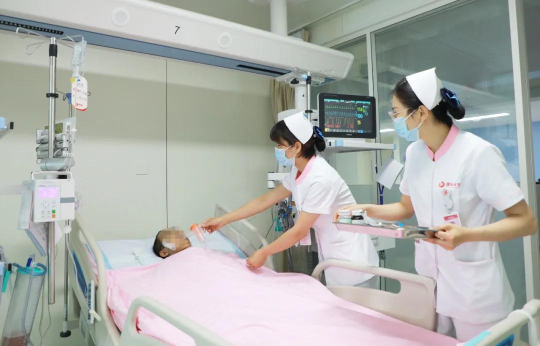 離死亡最近，離希望也更近——記西安國際醫(yī)學(xué)中心醫(yī)院胸外科ICU