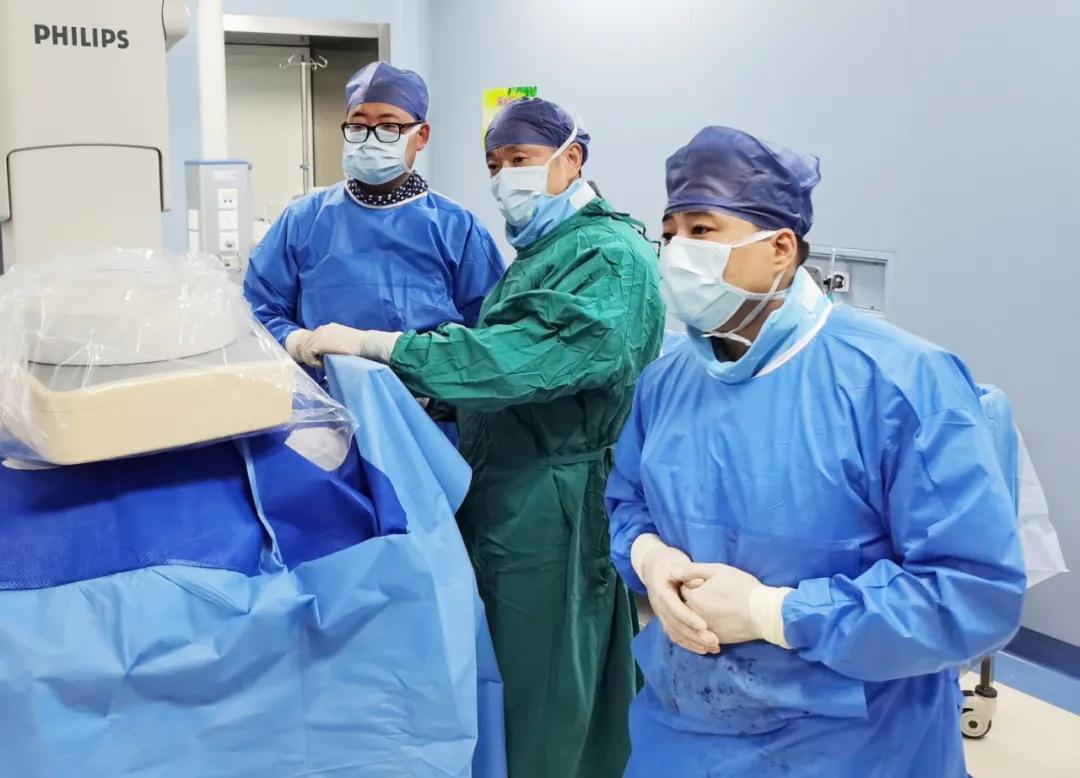 百歲老人吃飯難題解決了！