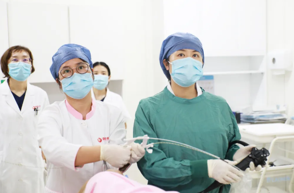 闌尾炎一定要做手術(shù)嗎？創(chuàng)傷小、無疤痕……來看看這個安全有效的內(nèi)鏡治療方法