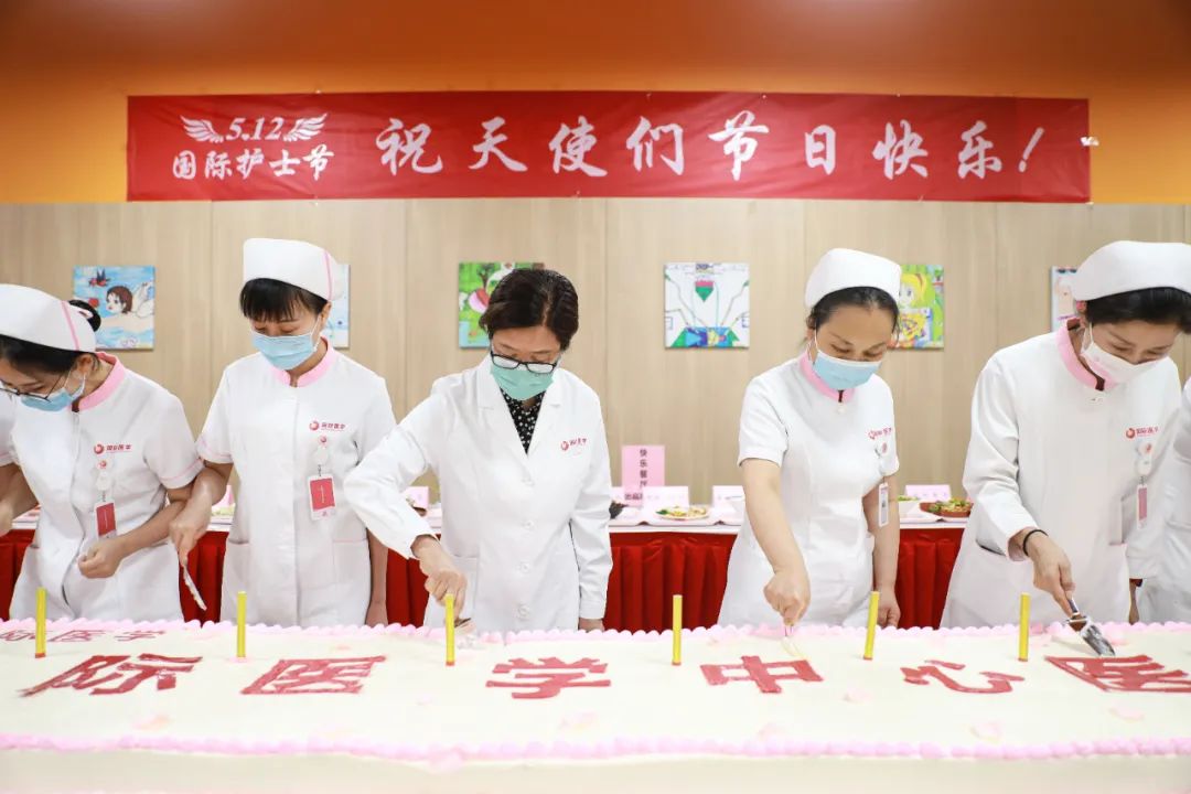 5·12國(guó)際護(hù)士節(jié)系列活動(dòng)之三|今天，讓所有鮮花為她們綻放！