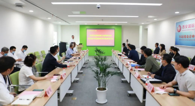 陜西省中醫(yī)藥研究院、陜西省中醫(yī)醫(yī)院院長(zhǎng)許建秦一行來(lái)院交流調(diào)研