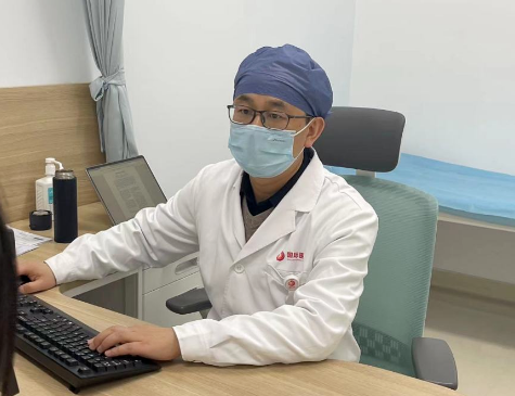 愿胡某宇悲劇不再上演！我院開設(shè)“厭學門診”撥打電話89811919咨詢