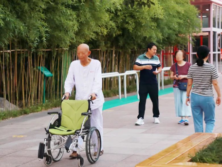 住院期間也能給健康加分？每周一、三、五動(dòng)起來(lái)，為健康打卡！