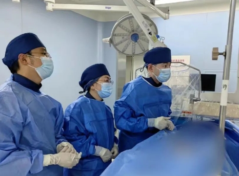 失血性休克命懸一線！急診介入治療為患者贏得生機