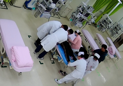 頭、胸、脾、骨……多處損傷 多學(xué)科聯(lián)合完成“生命接力”