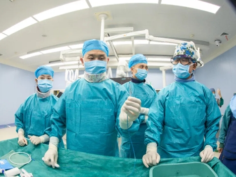 高血壓微創(chuàng)介入診療取得突破！我院成功實施經皮腎動脈去交感神經術