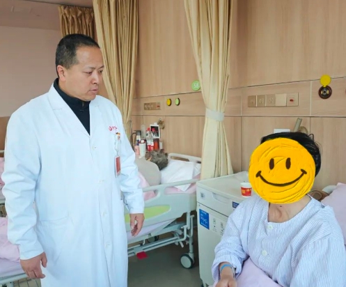 視力模糊、頭暈頭痛？專家：這項(xiàng)顱內(nèi)腫瘤檢查必不可少