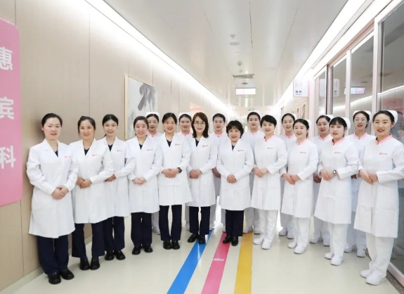 “全生命周期服務(wù)”——西安國(guó)際醫(yī)學(xué)中心醫(yī)院惠賓科開科