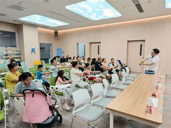 愛在音符中流淌，希望在指尖處傳遞——直擊腦癱多學科義診現場