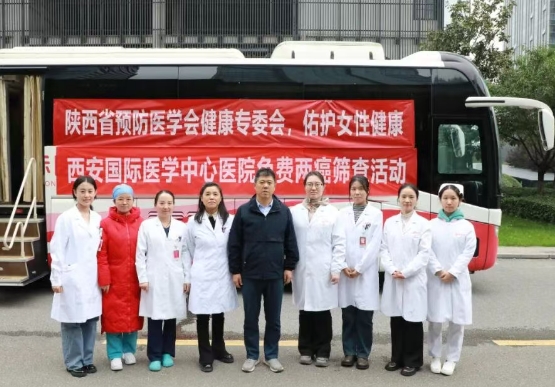 健康服務(wù)到身邊！我院“兩癌篩查”公益行走進(jìn)企業(yè)